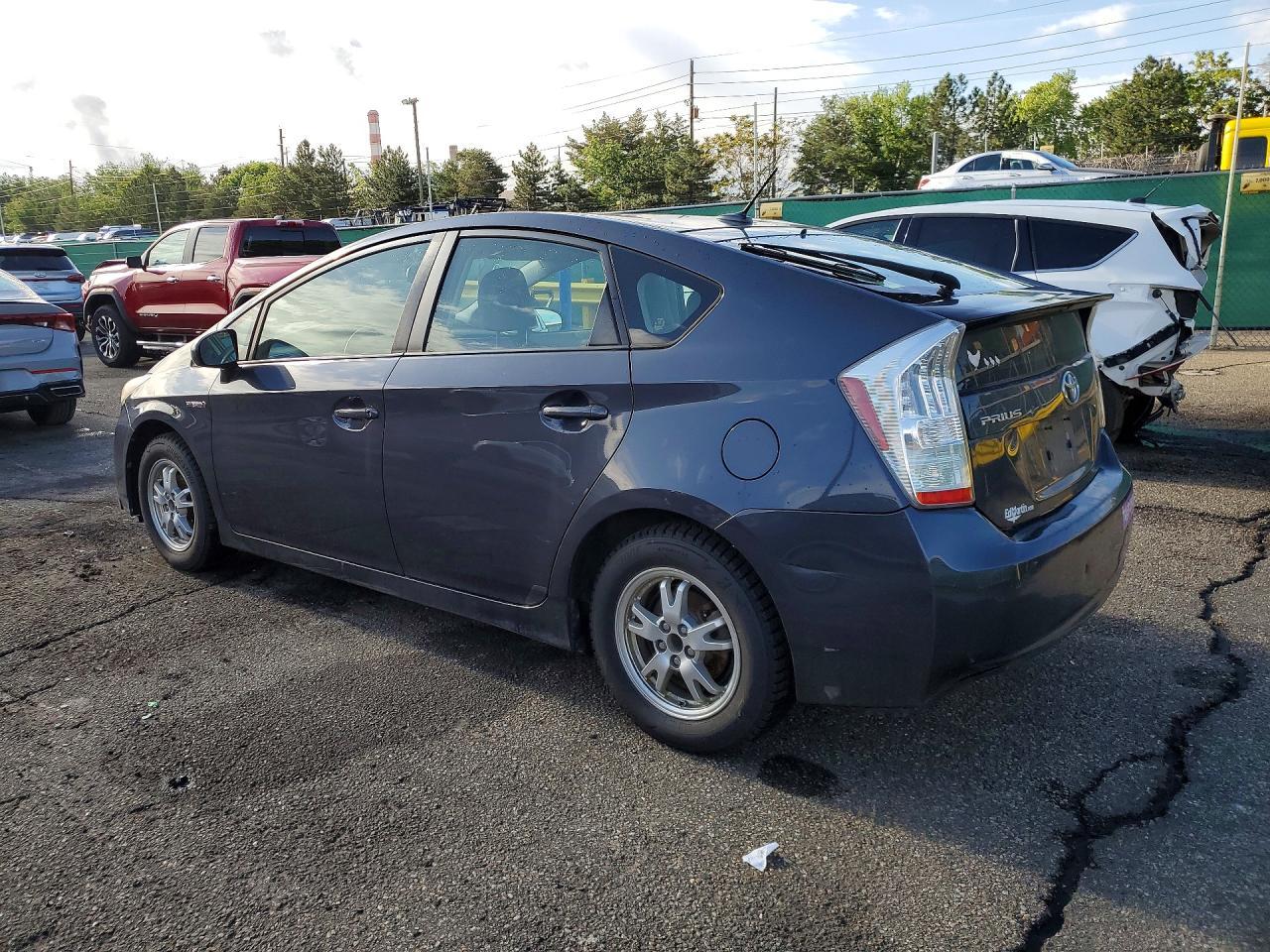 2011 TOYOTA PRIUS