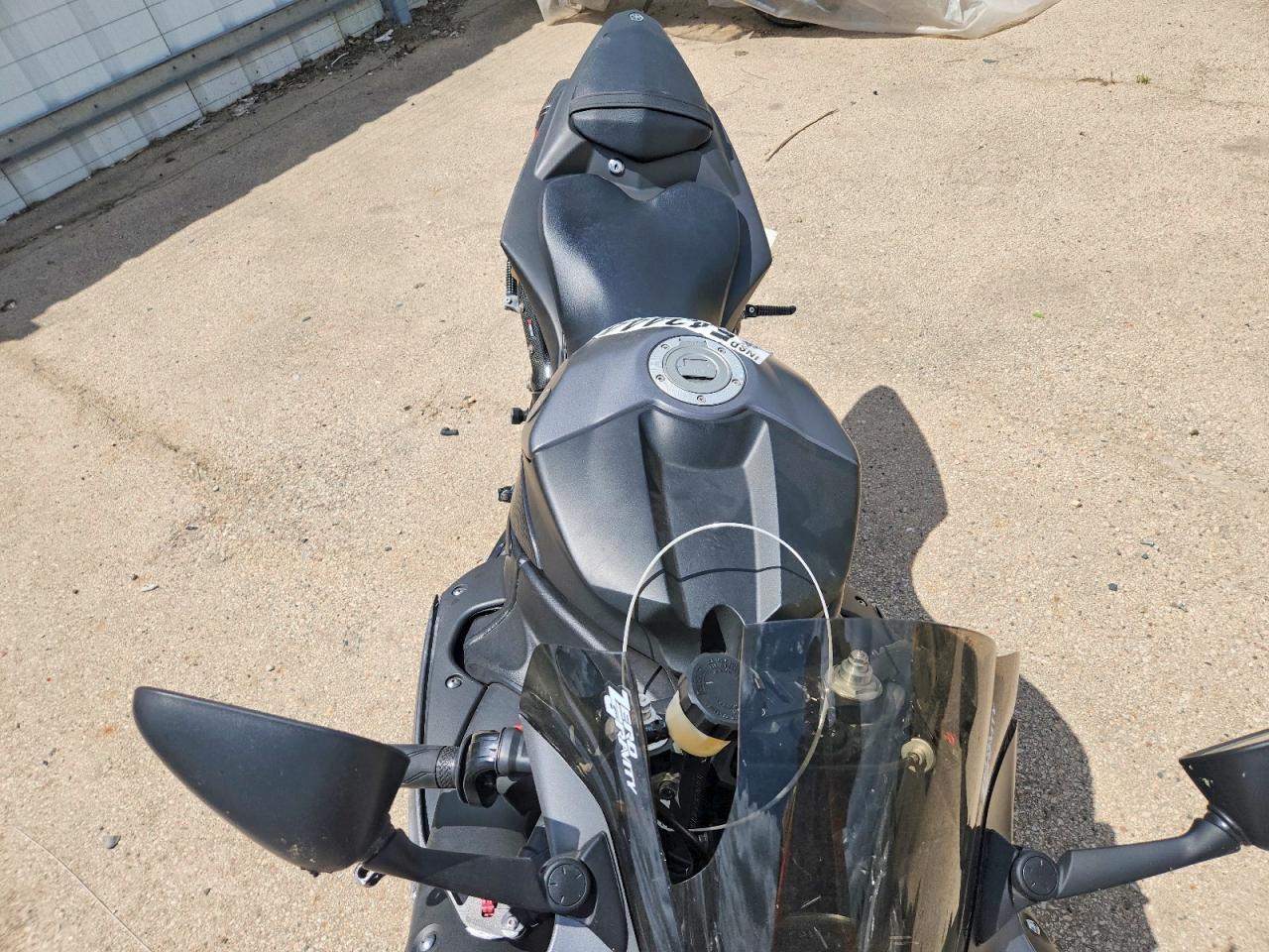 2014 YAMAHA YZFR1