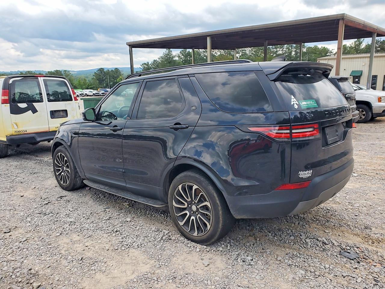 2017 LAND ROVER Discovery