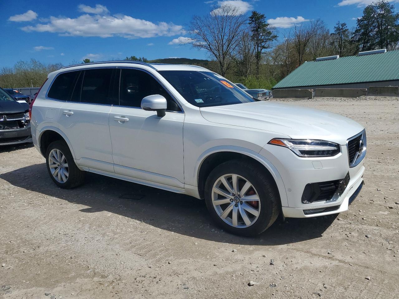 2016 VOLVO XC90