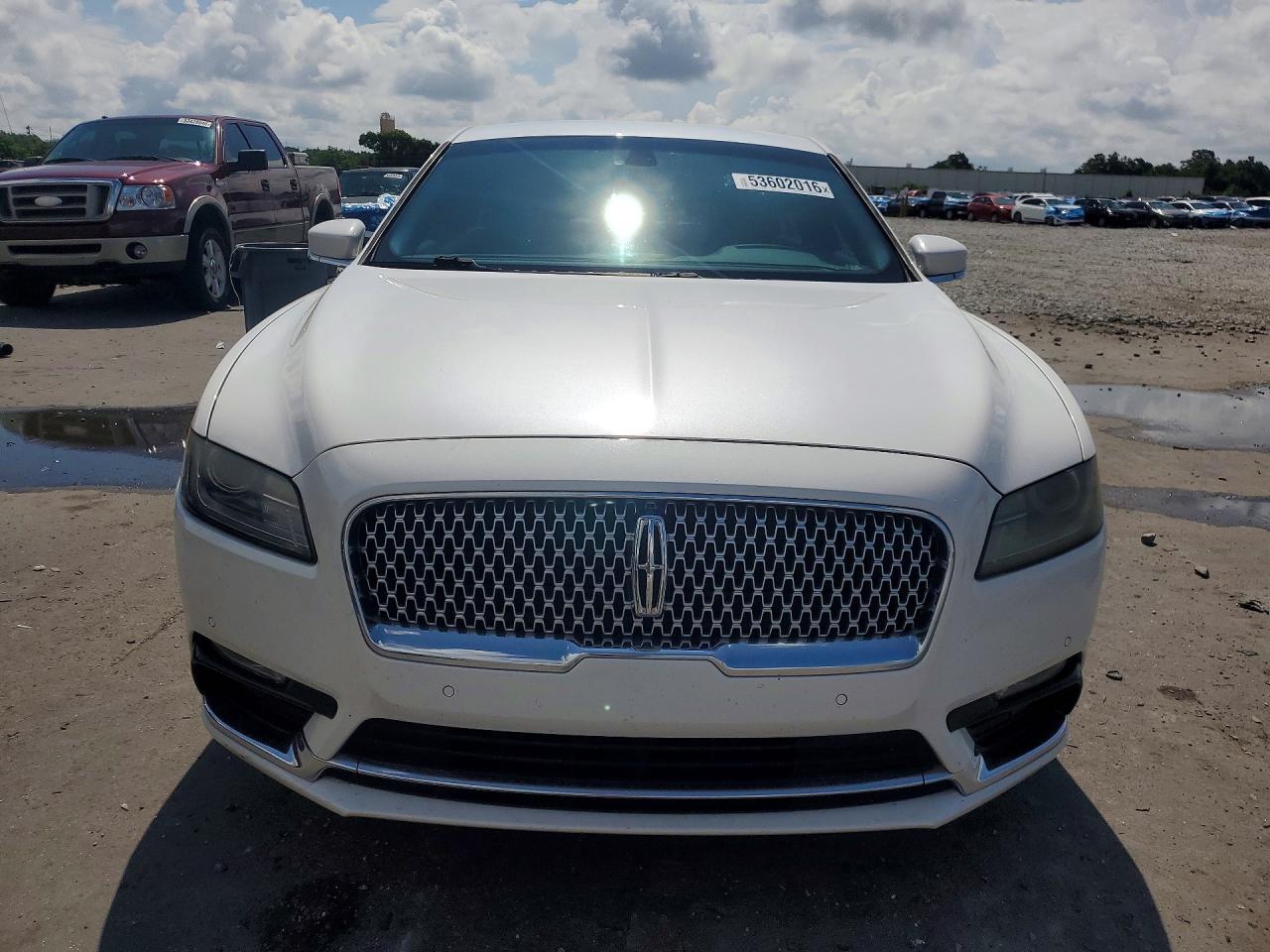 2018 LINCOLN Continental