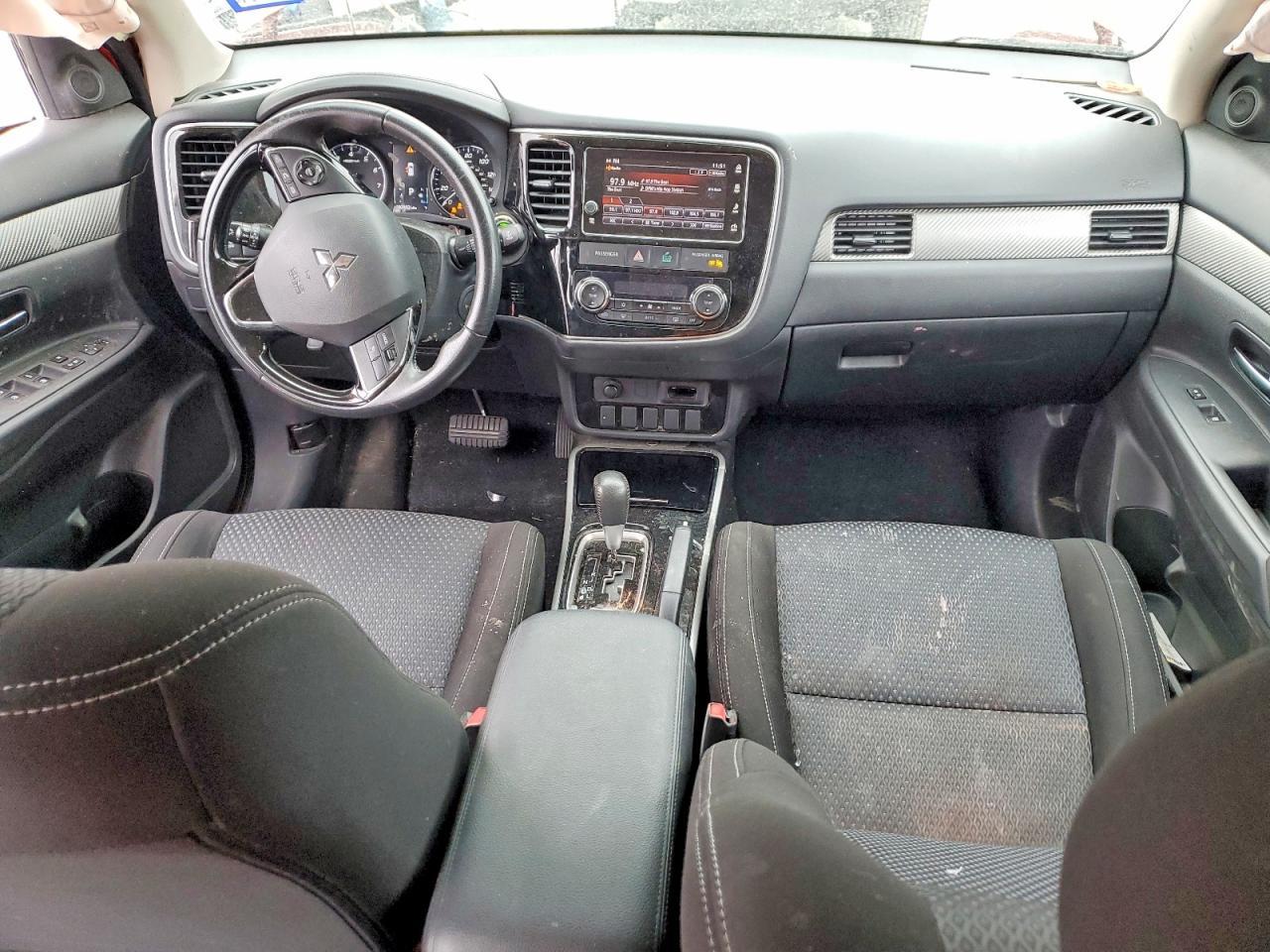 2018 MITSUBISHI outlander