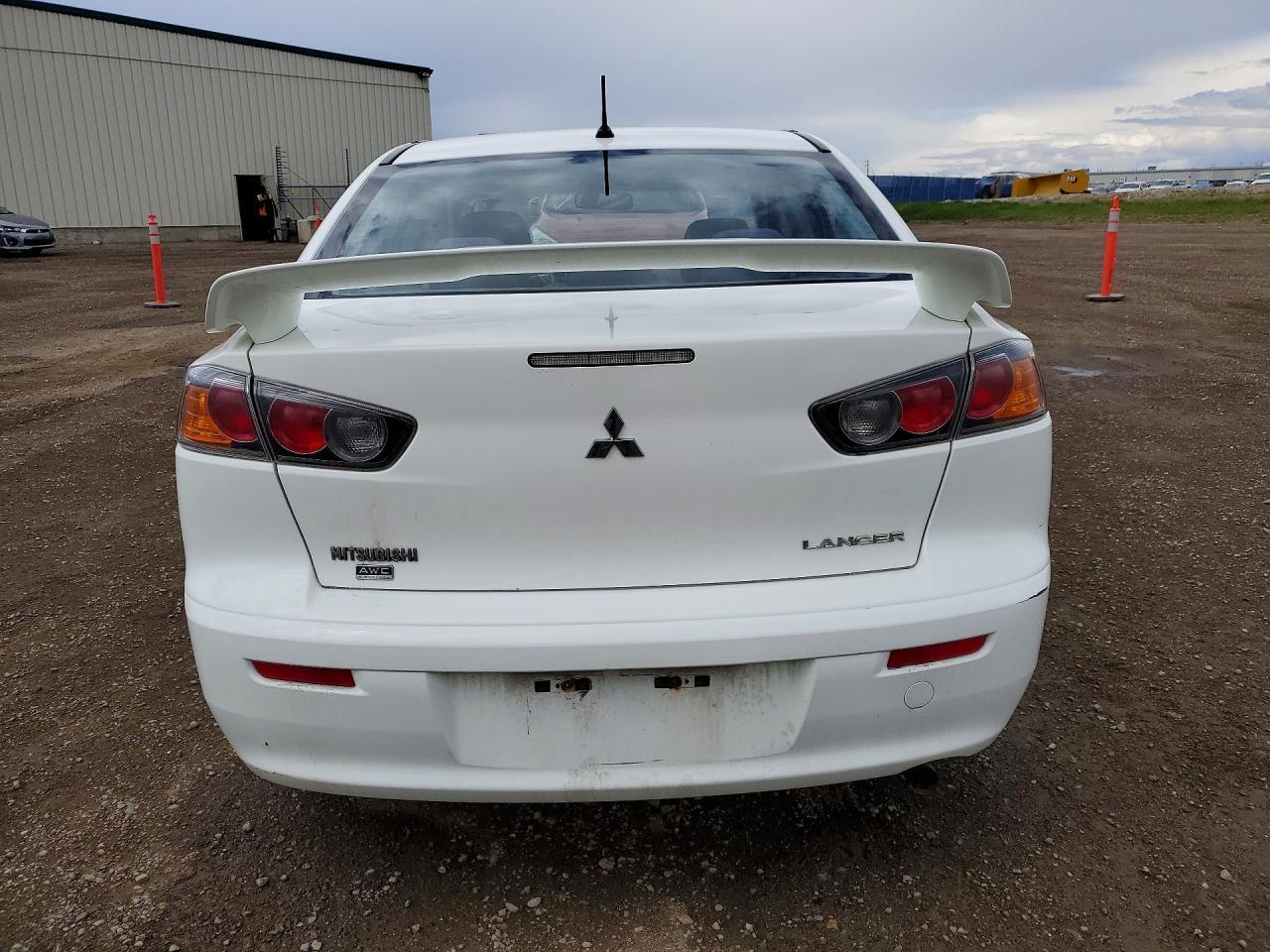 2013 MITSUBISHI LANCER