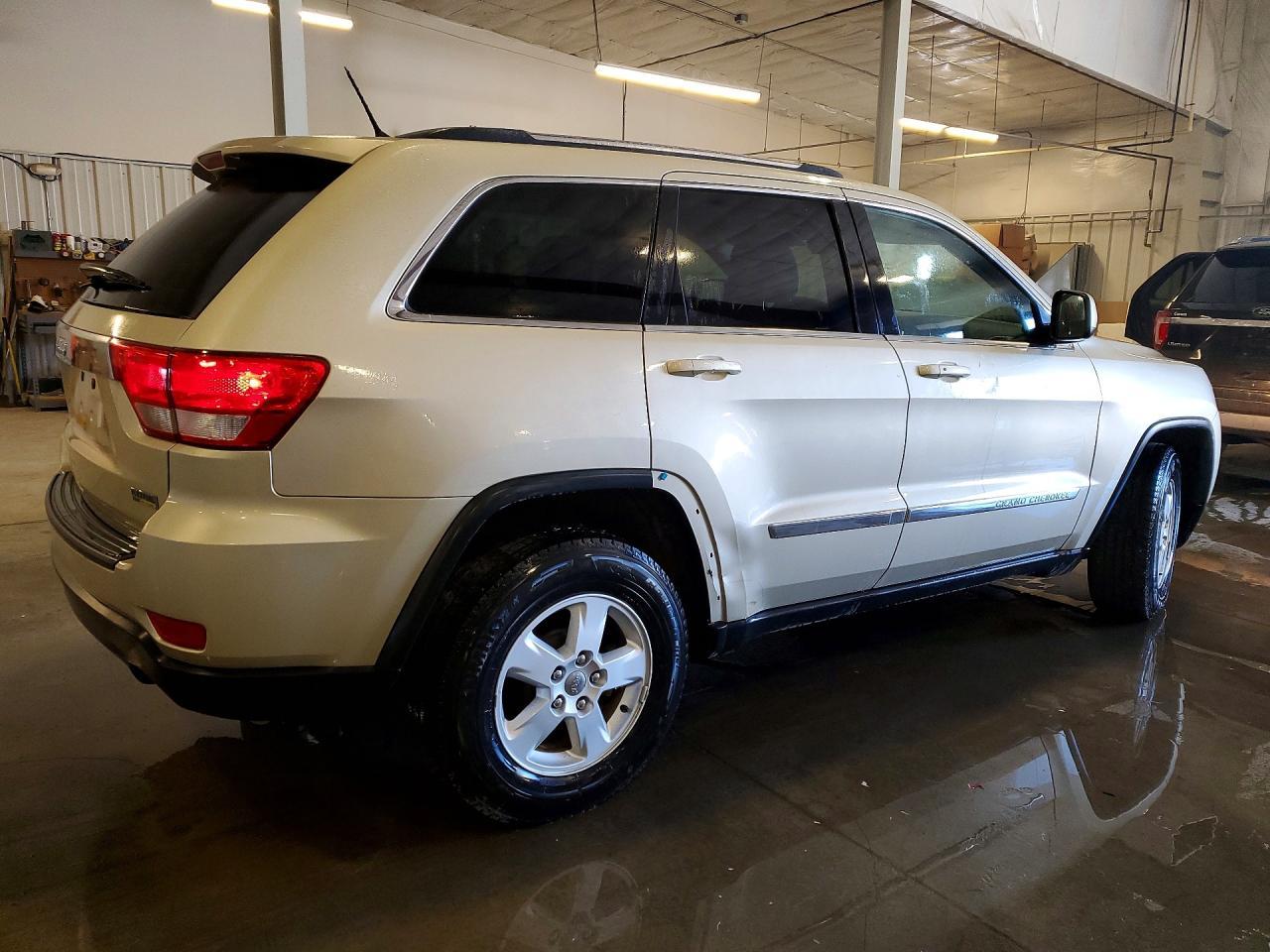 2011 JEEP Grand Cherokee