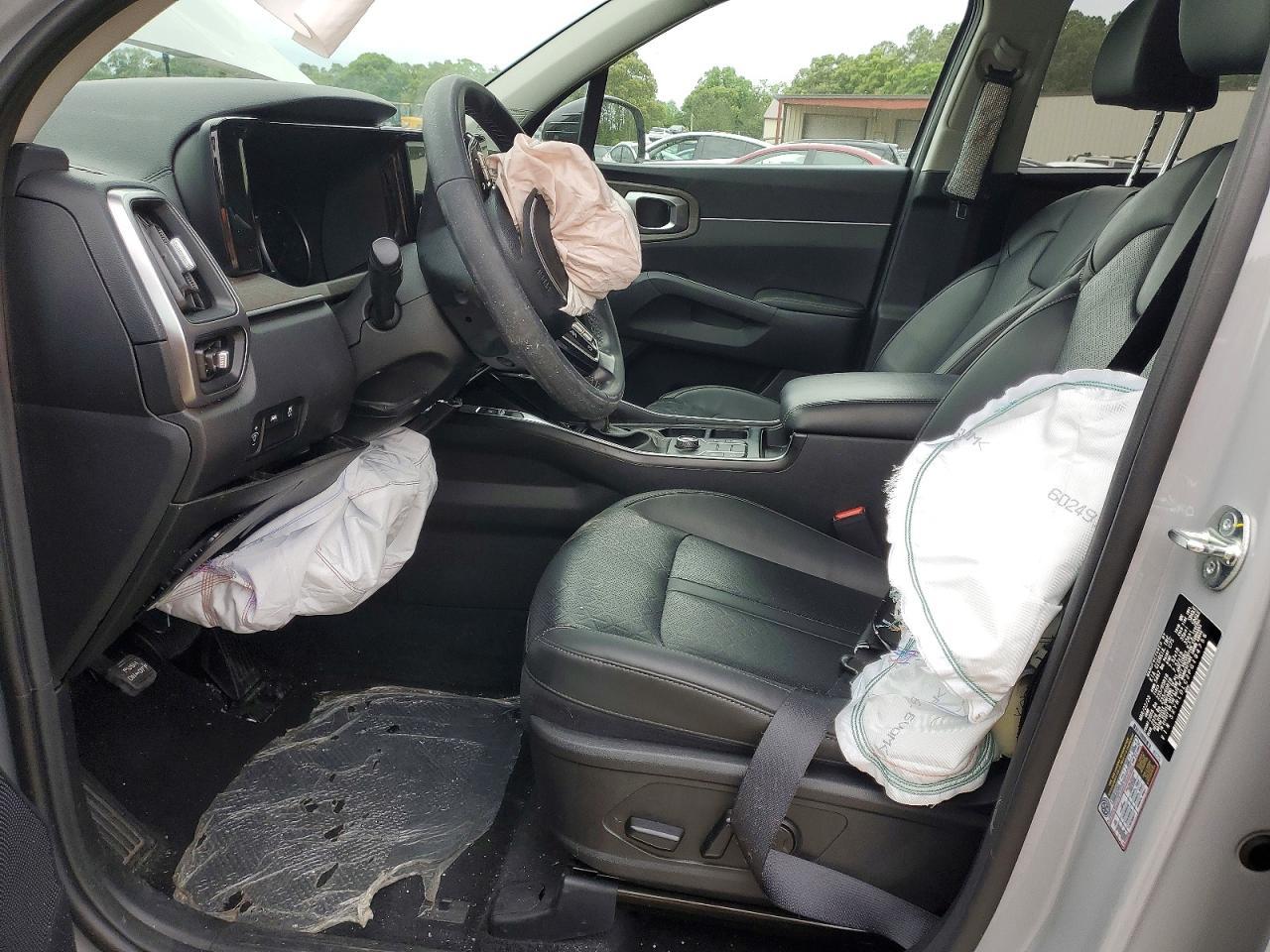 2023 KIA SORENTO
