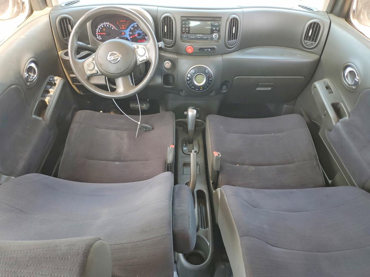 2010 NISSAN CUBE