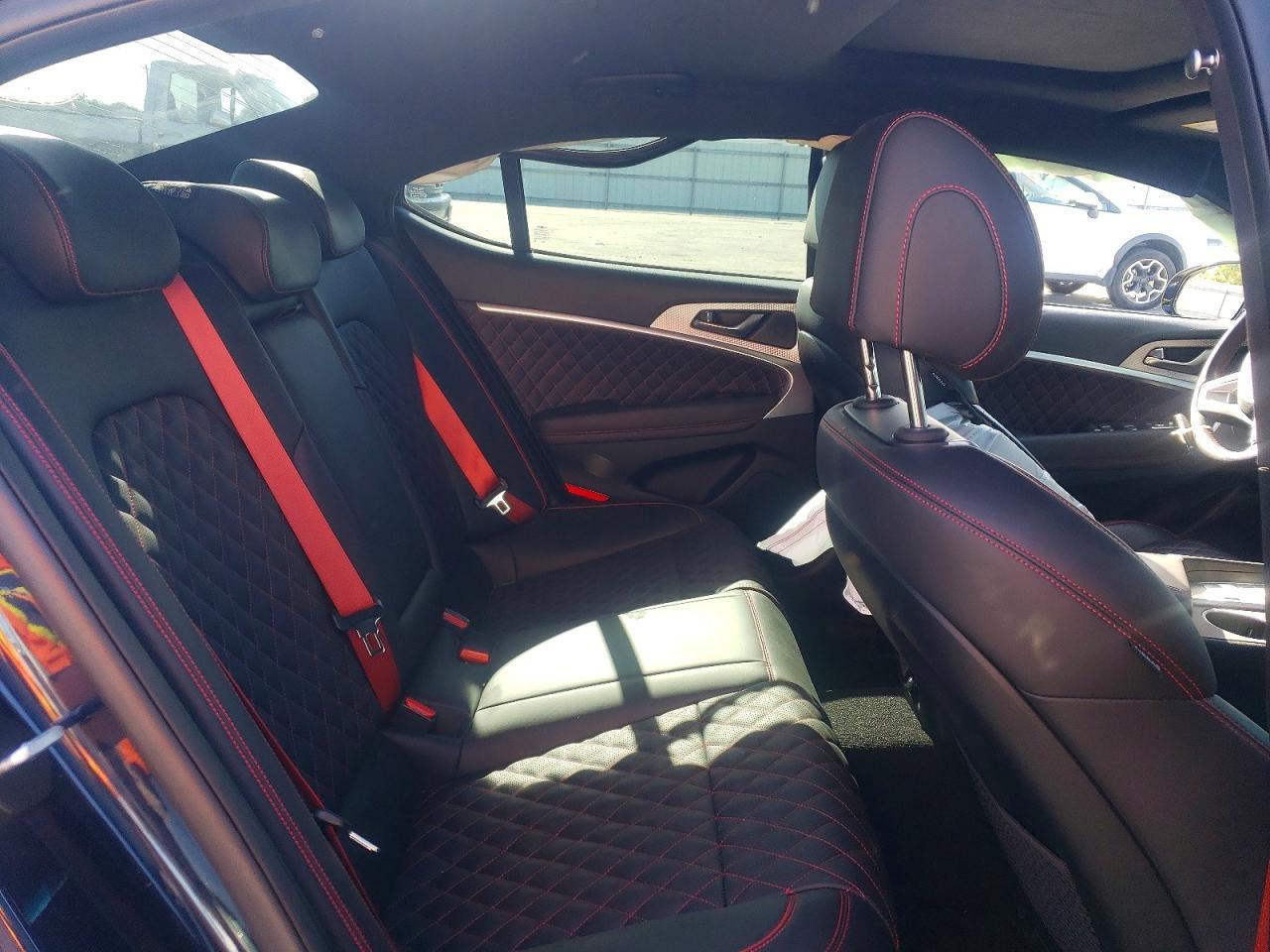 2023 GENESIS G70