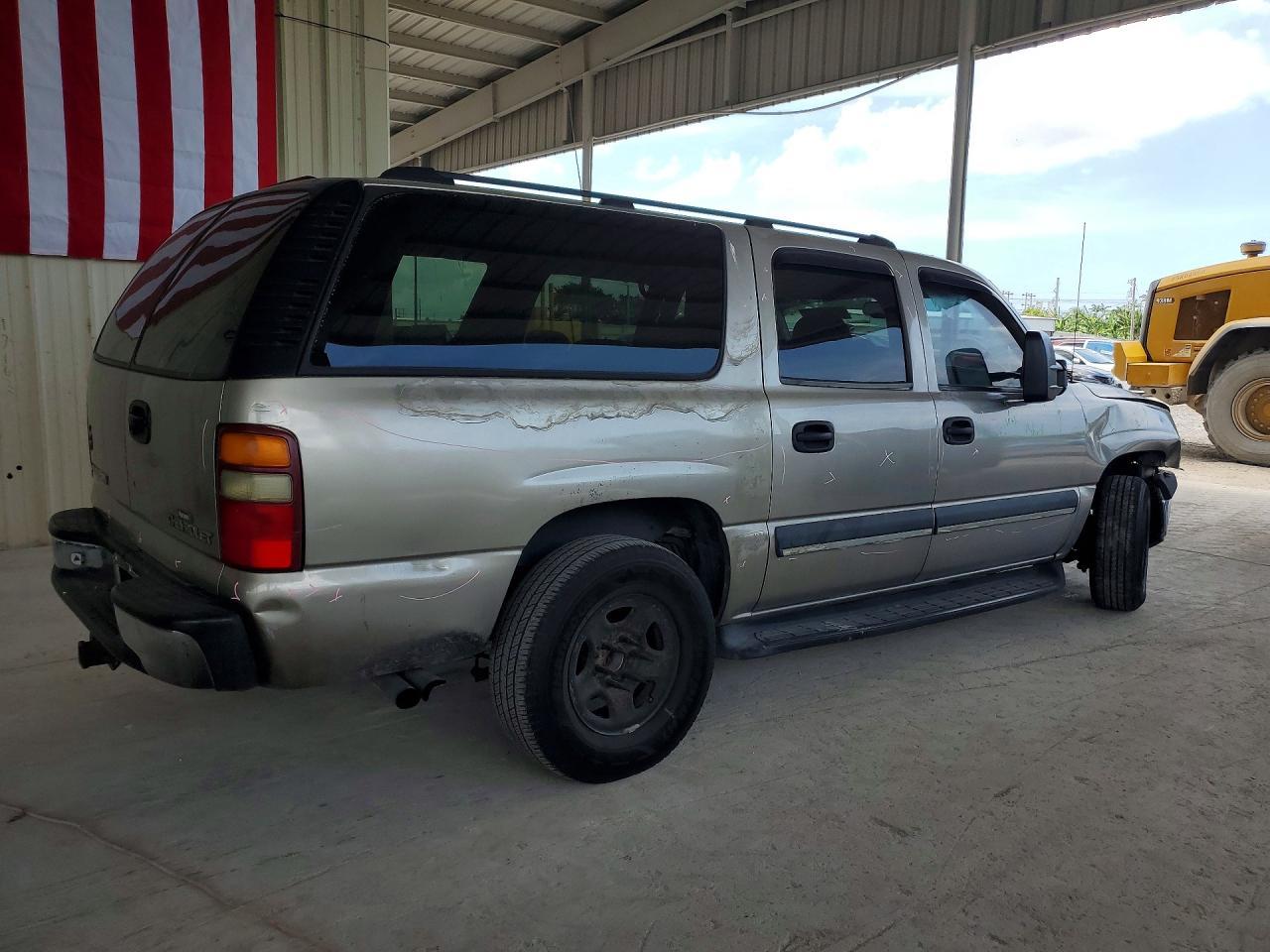 2003 CHEVROLET Suburban