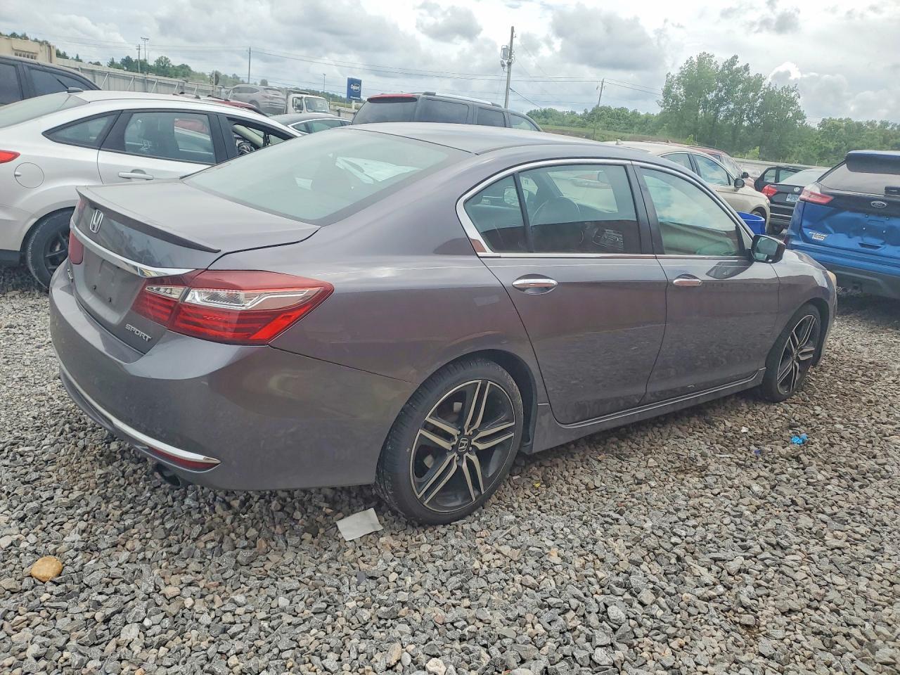 2017 HONDA ACCORD