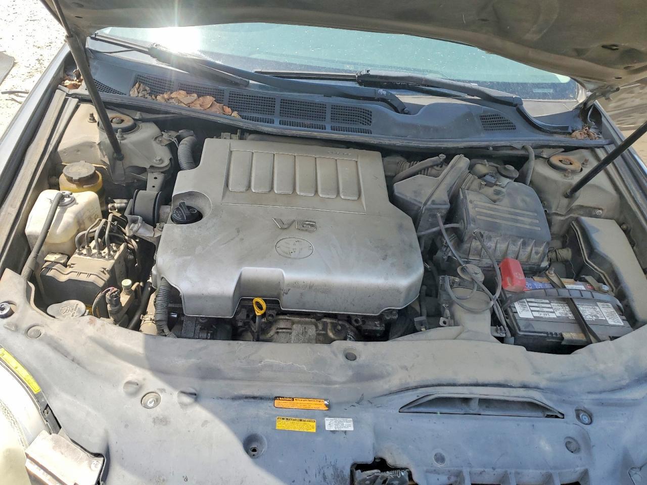 2005 TOYOTA Avalon