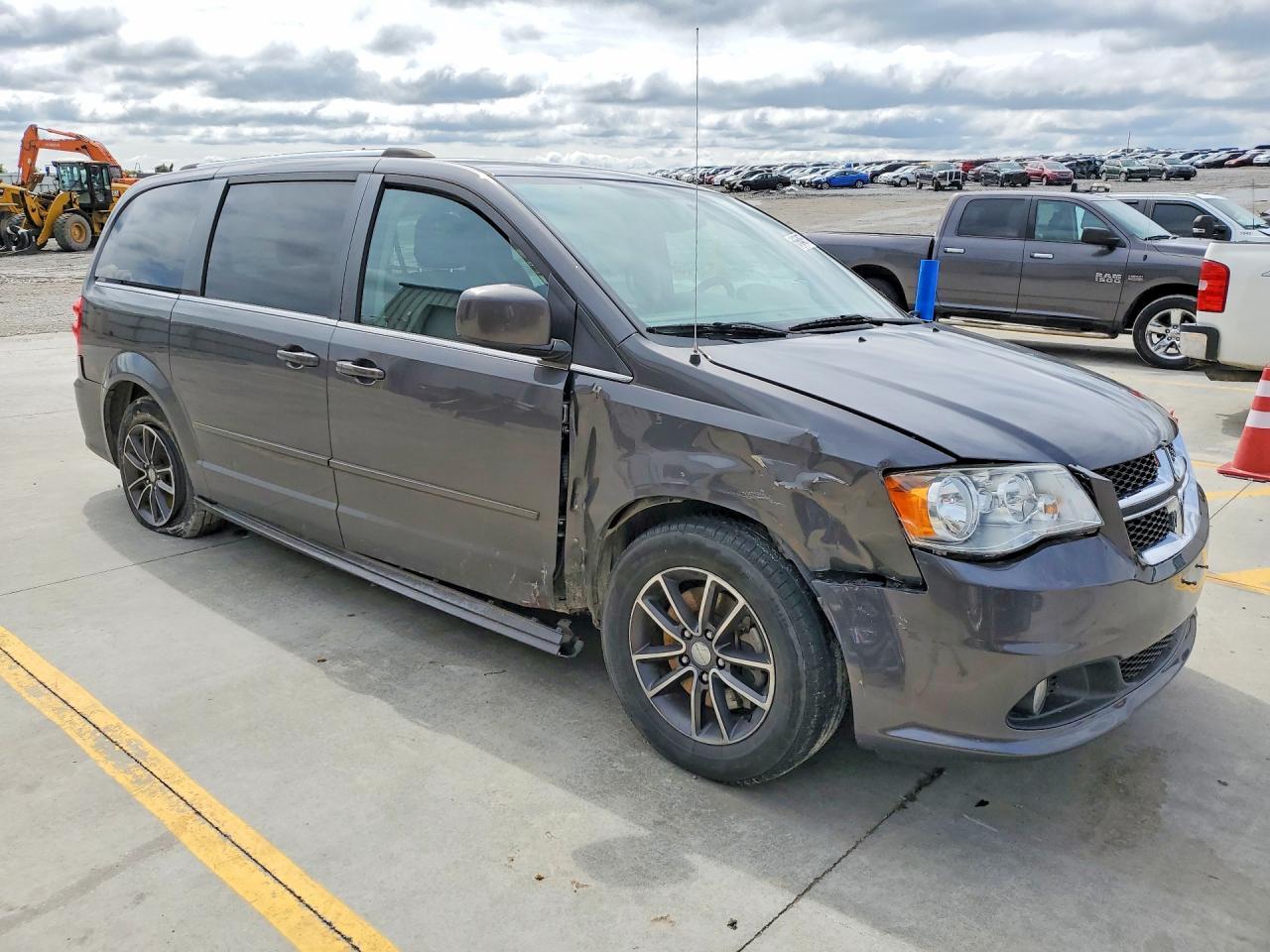 2017 DODGE GRAND CARAVAN