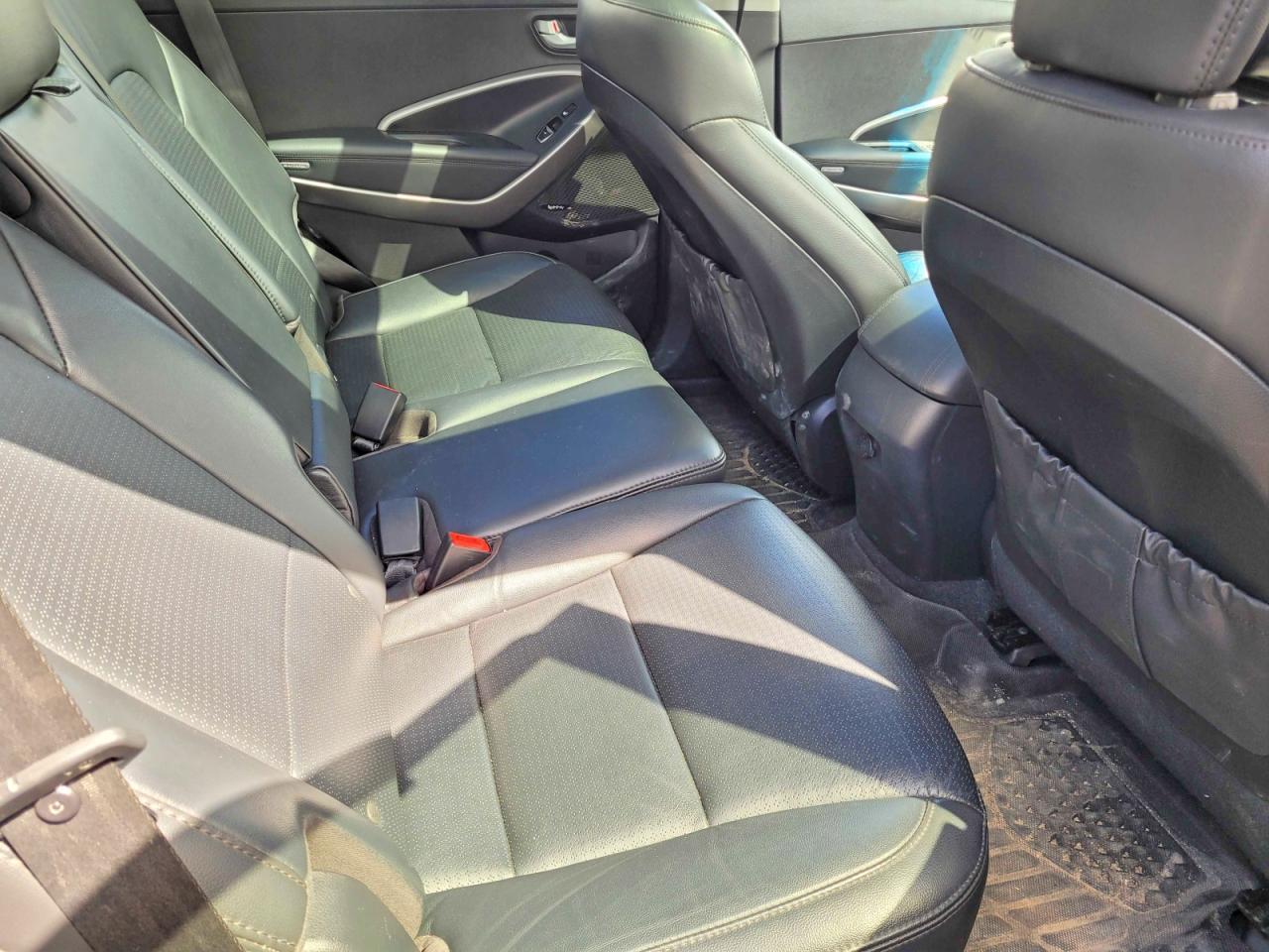 2016 HYUNDAI SANTA FE