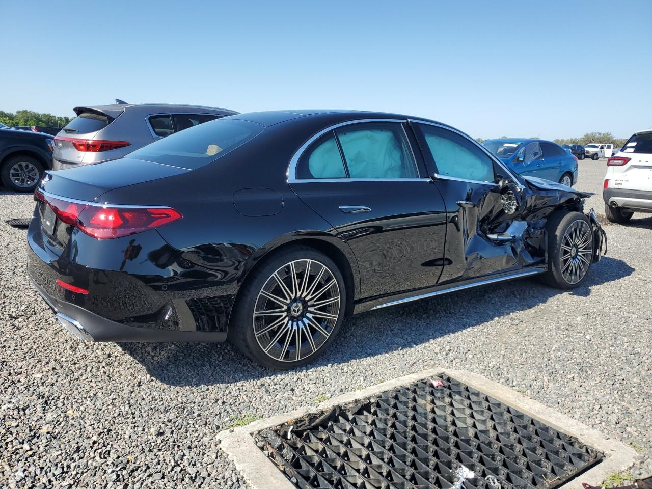 2025 MERCEDES-BENZ E-Class