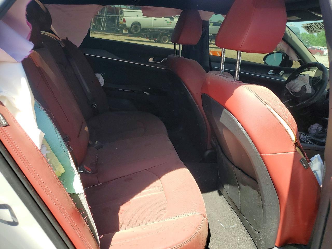 2025 KIA K5