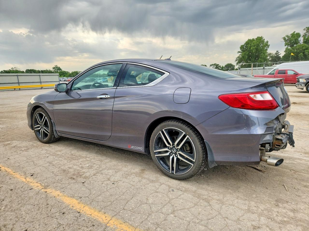 2015 HONDA ACCORD