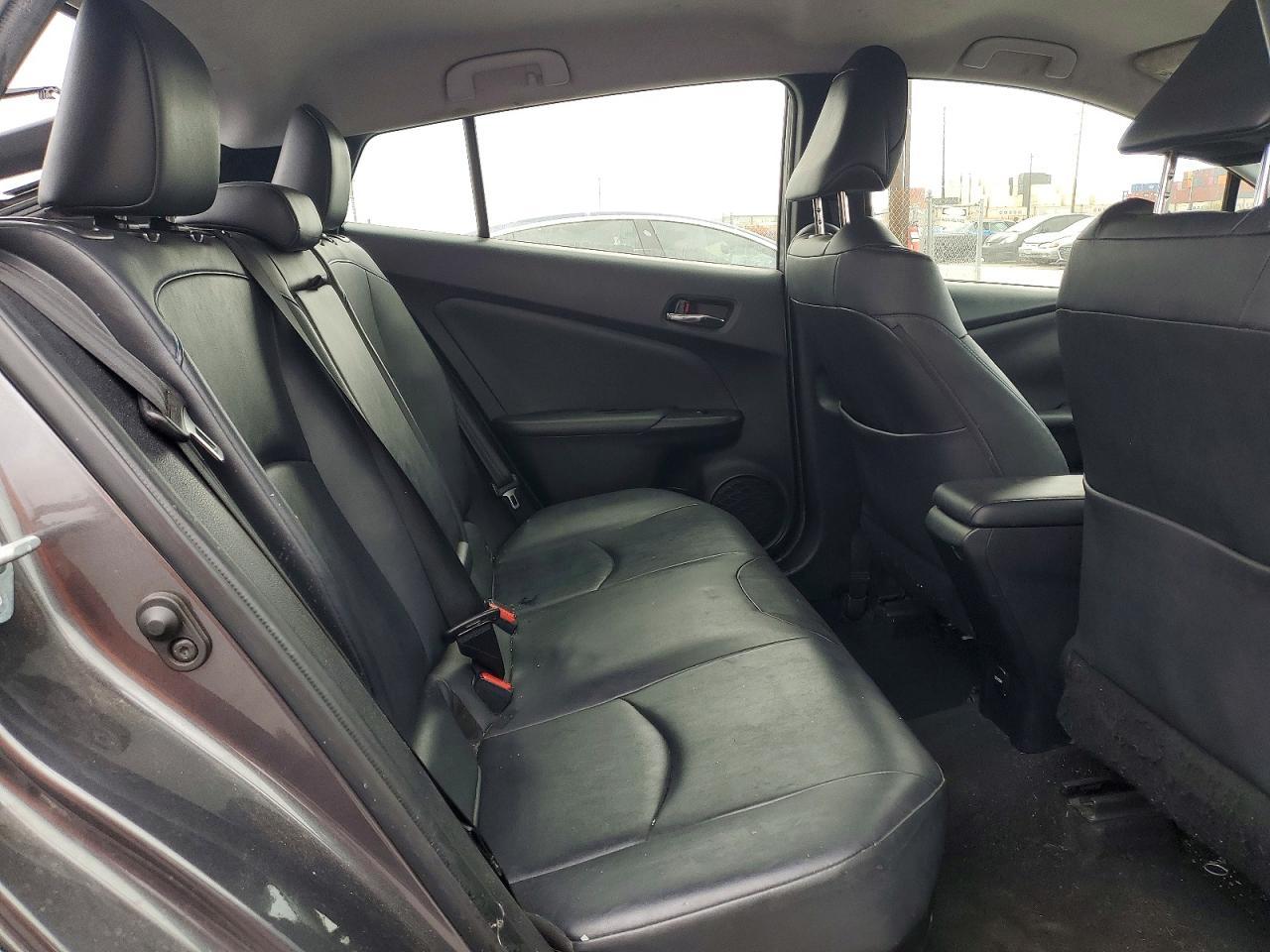 2018 TOYOTA PRIUS