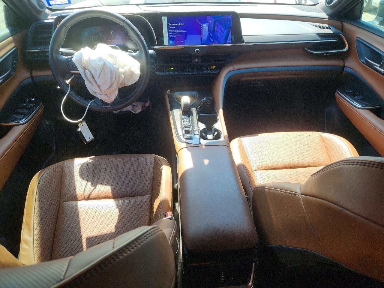 2025 TOYOTA Crown