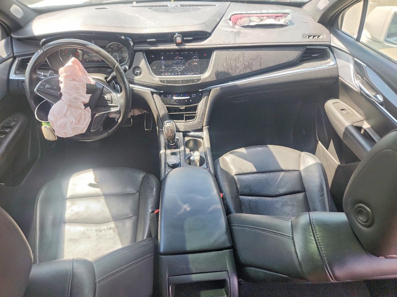 2020 CADILLAC XT5