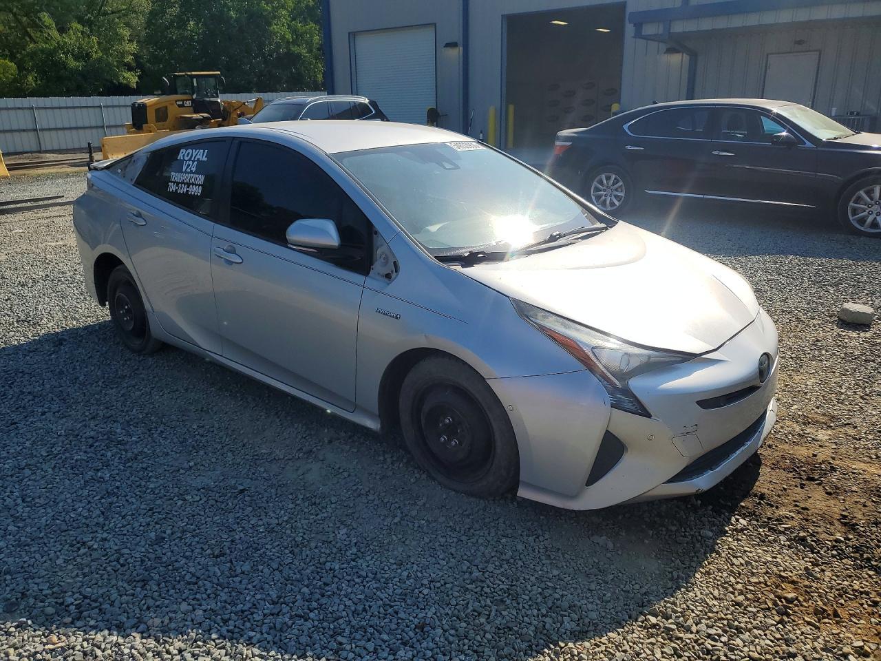 2017 TOYOTA PRIUS
