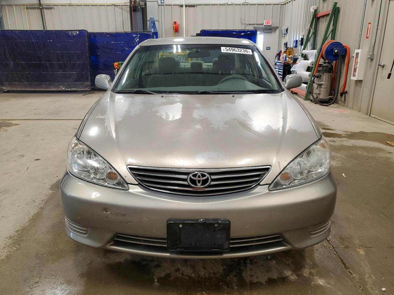 2005 TOYOTA CAMRY