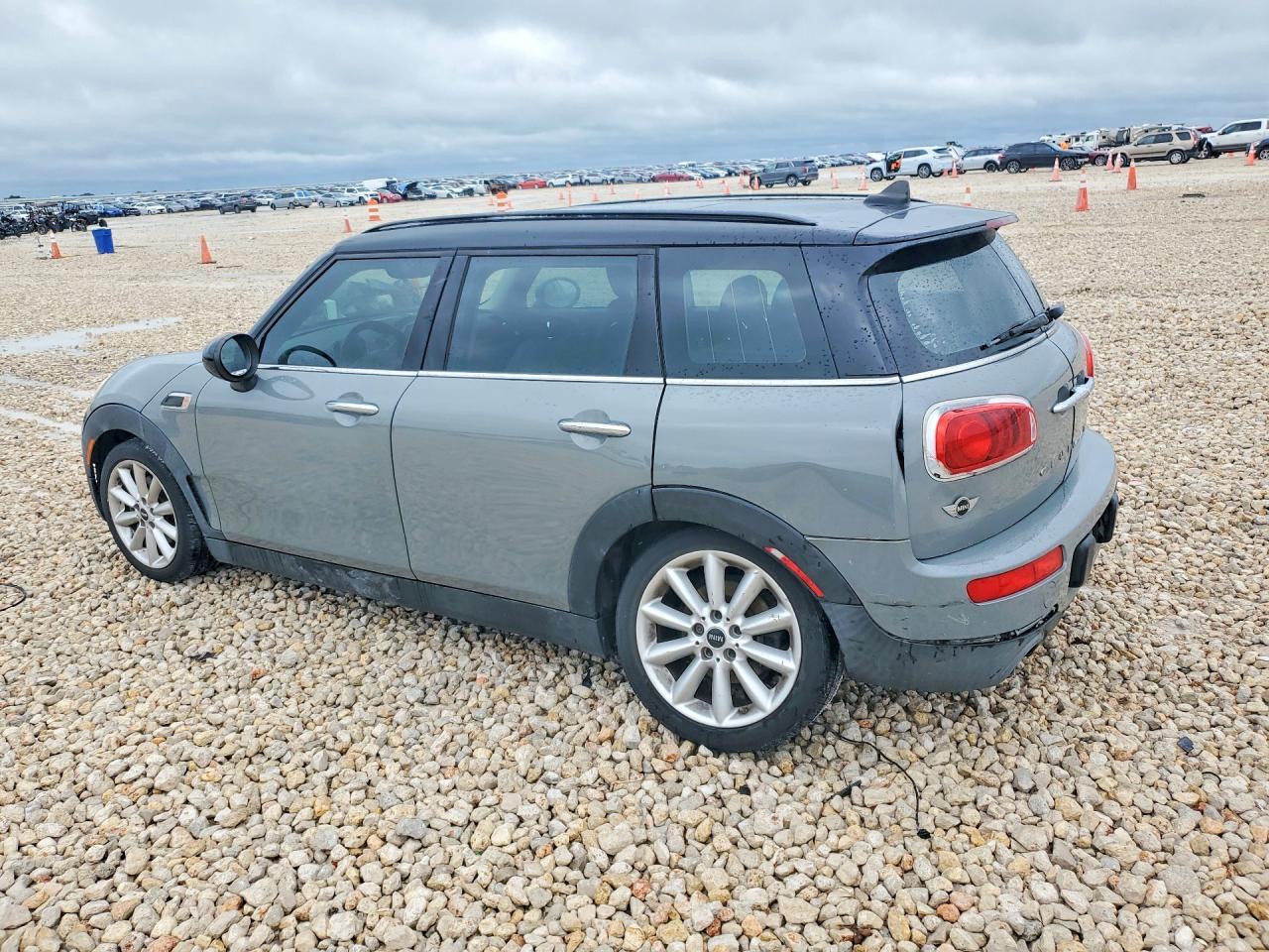 2016 MINI Cooper Clubman