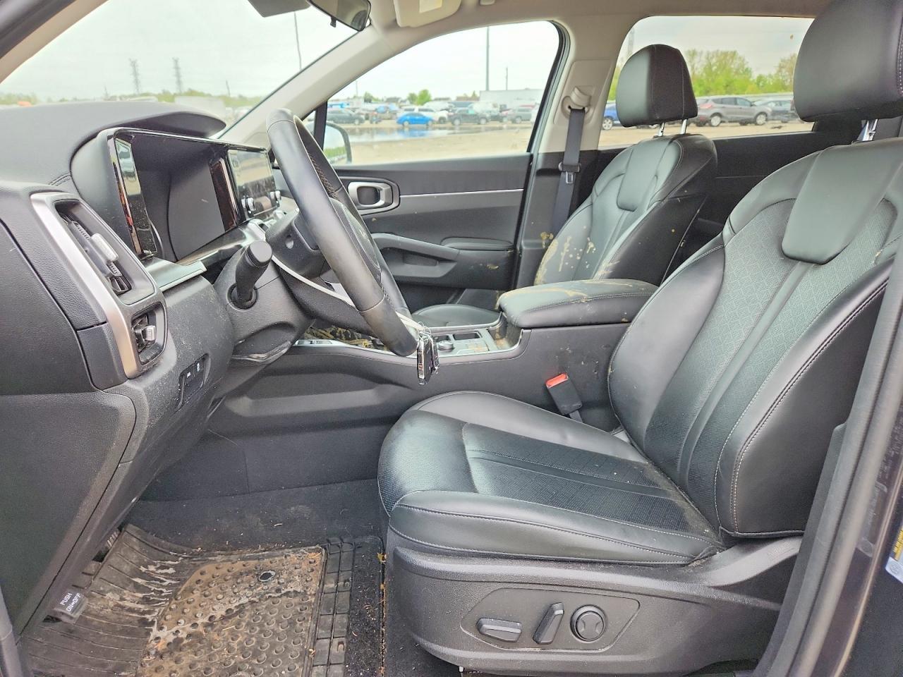 2023 KIA SORENTO