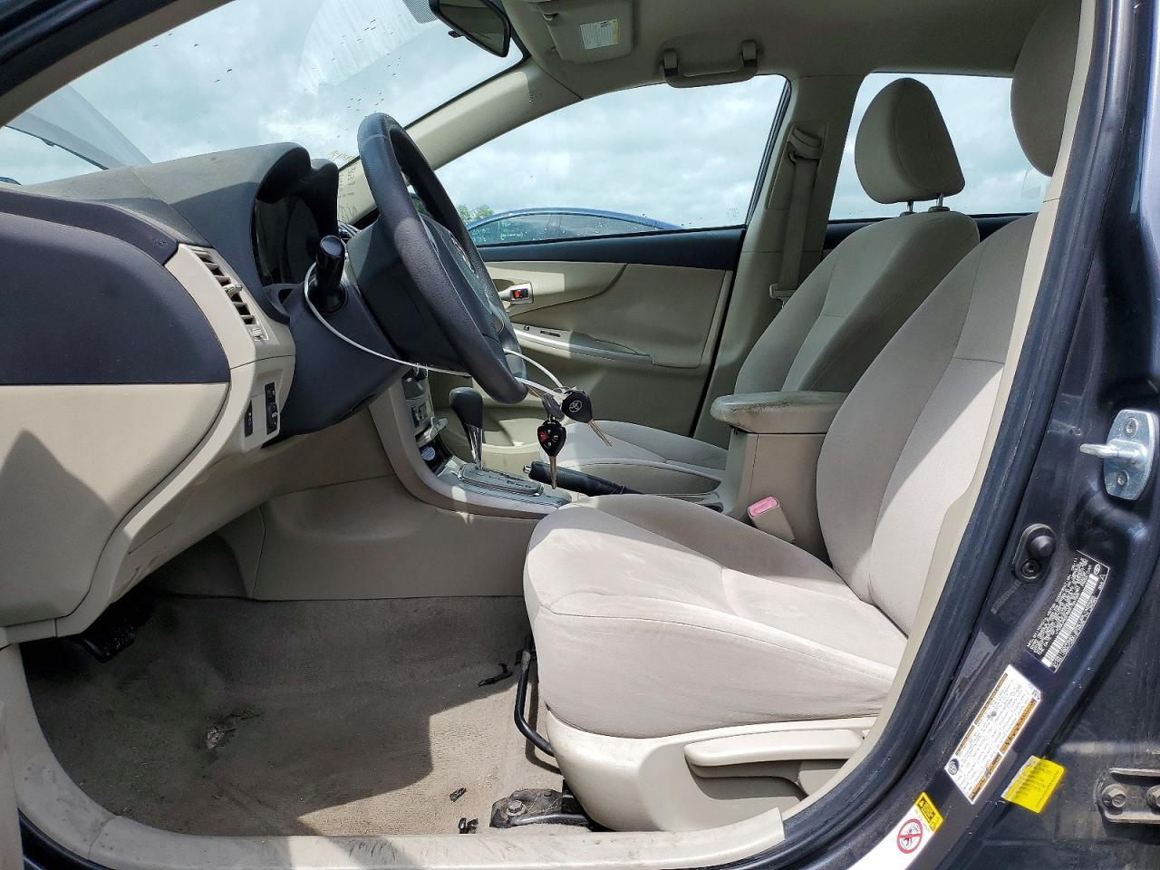 2011 TOYOTA COROLLA