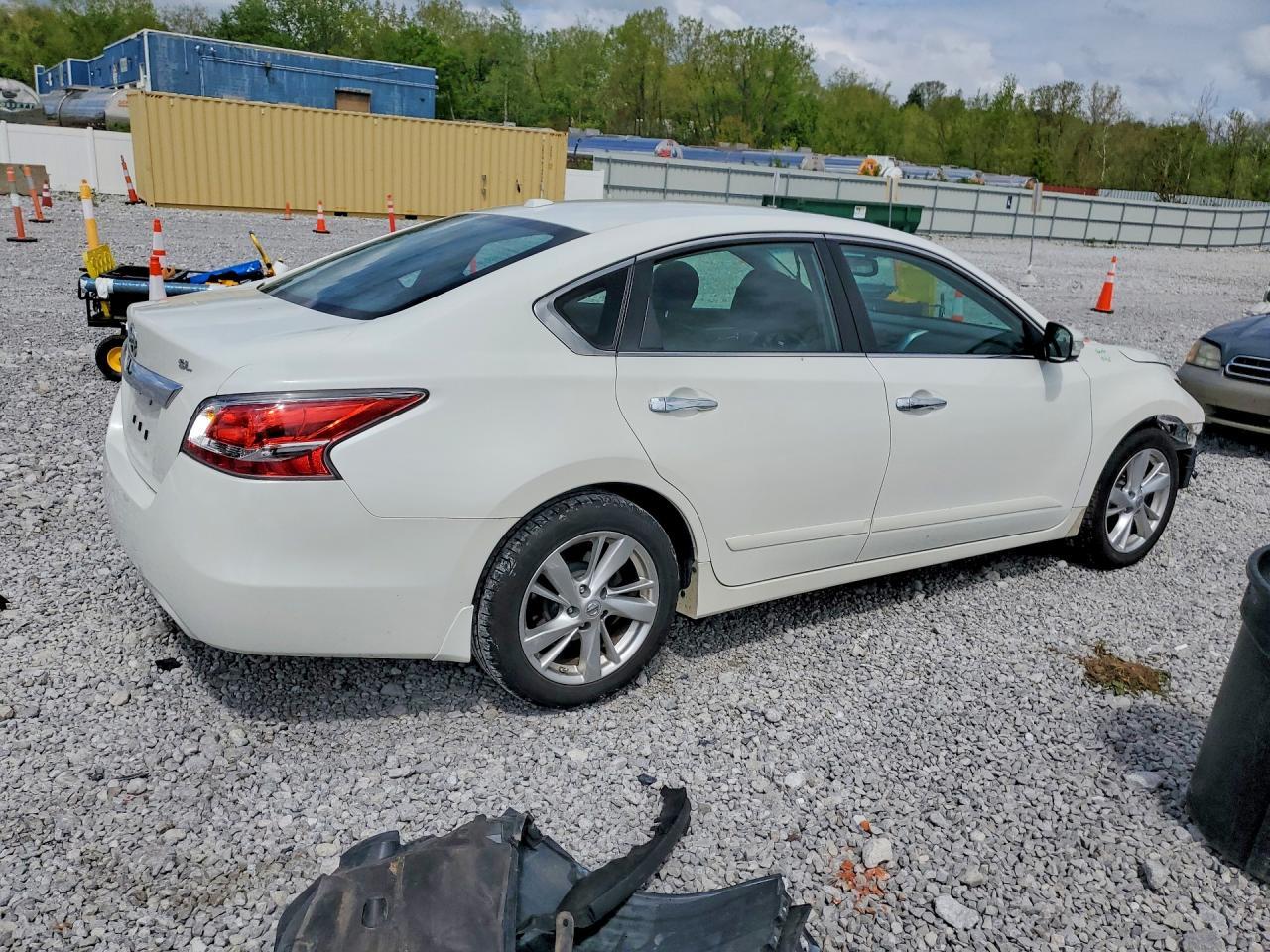 2015 NISSAN ALTIMA