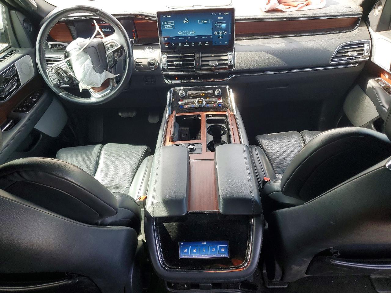 2023 LINCOLN Navigator