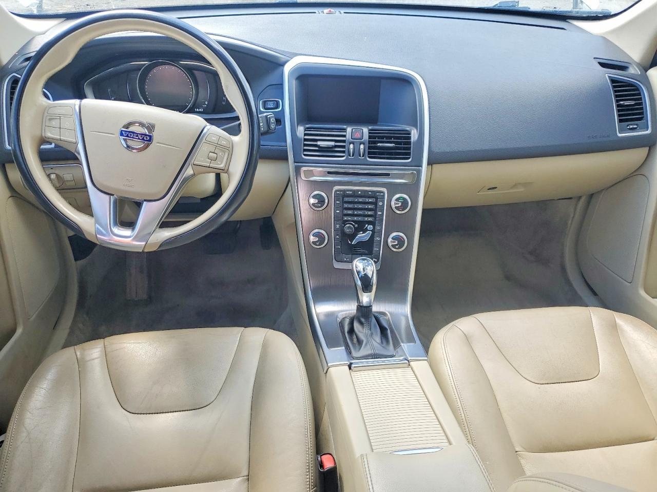 2016 VOLVO XC60