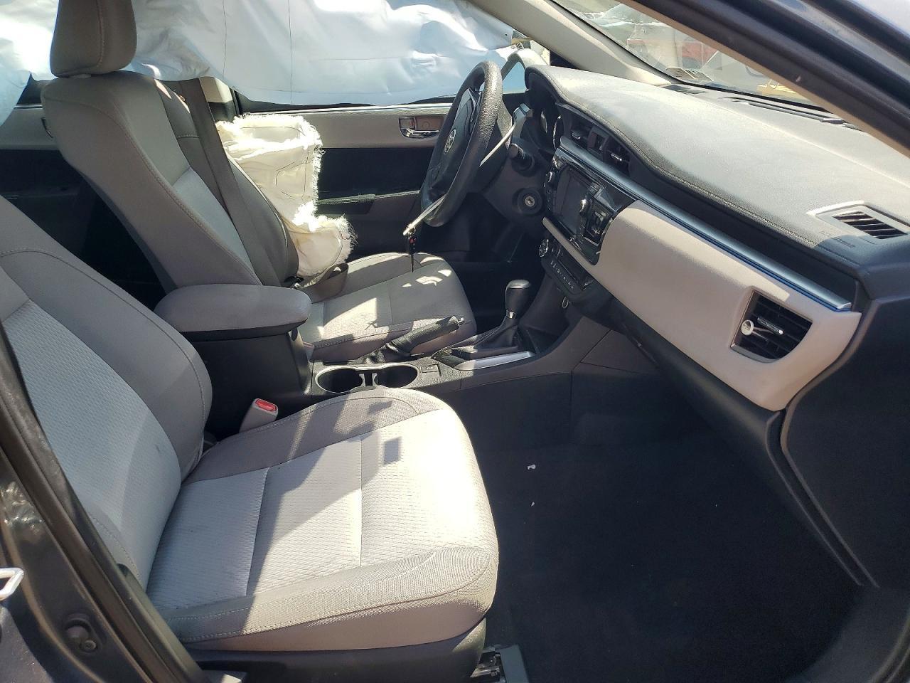 2016 TOYOTA COROLLA