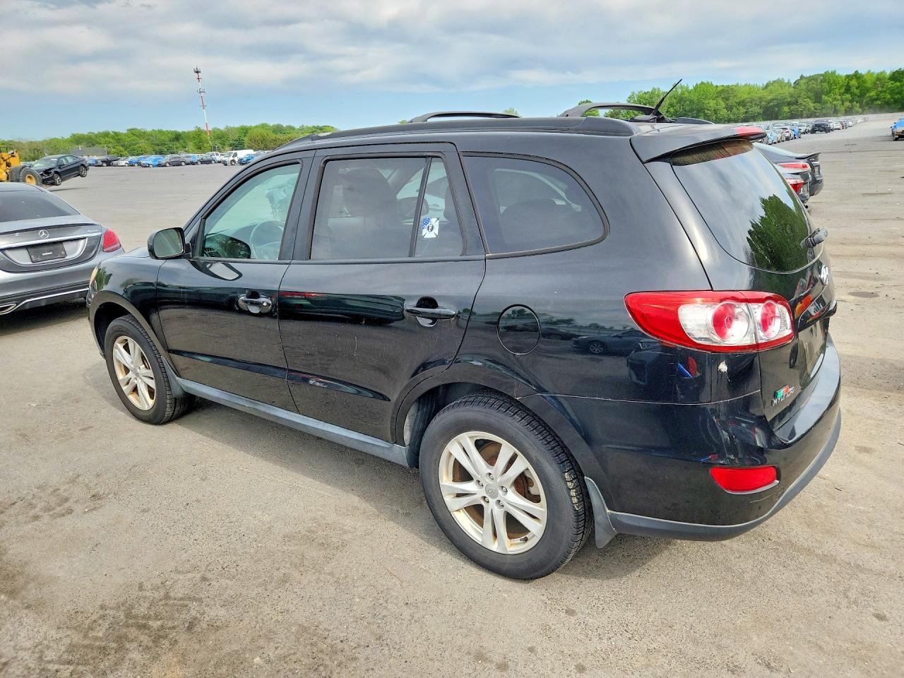 2011 HYUNDAI SANTA FE