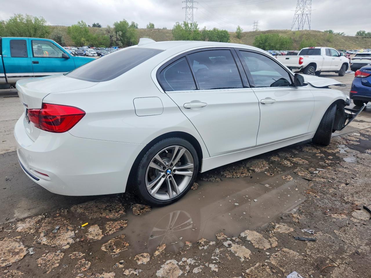 2018 BMW 3 SERIES