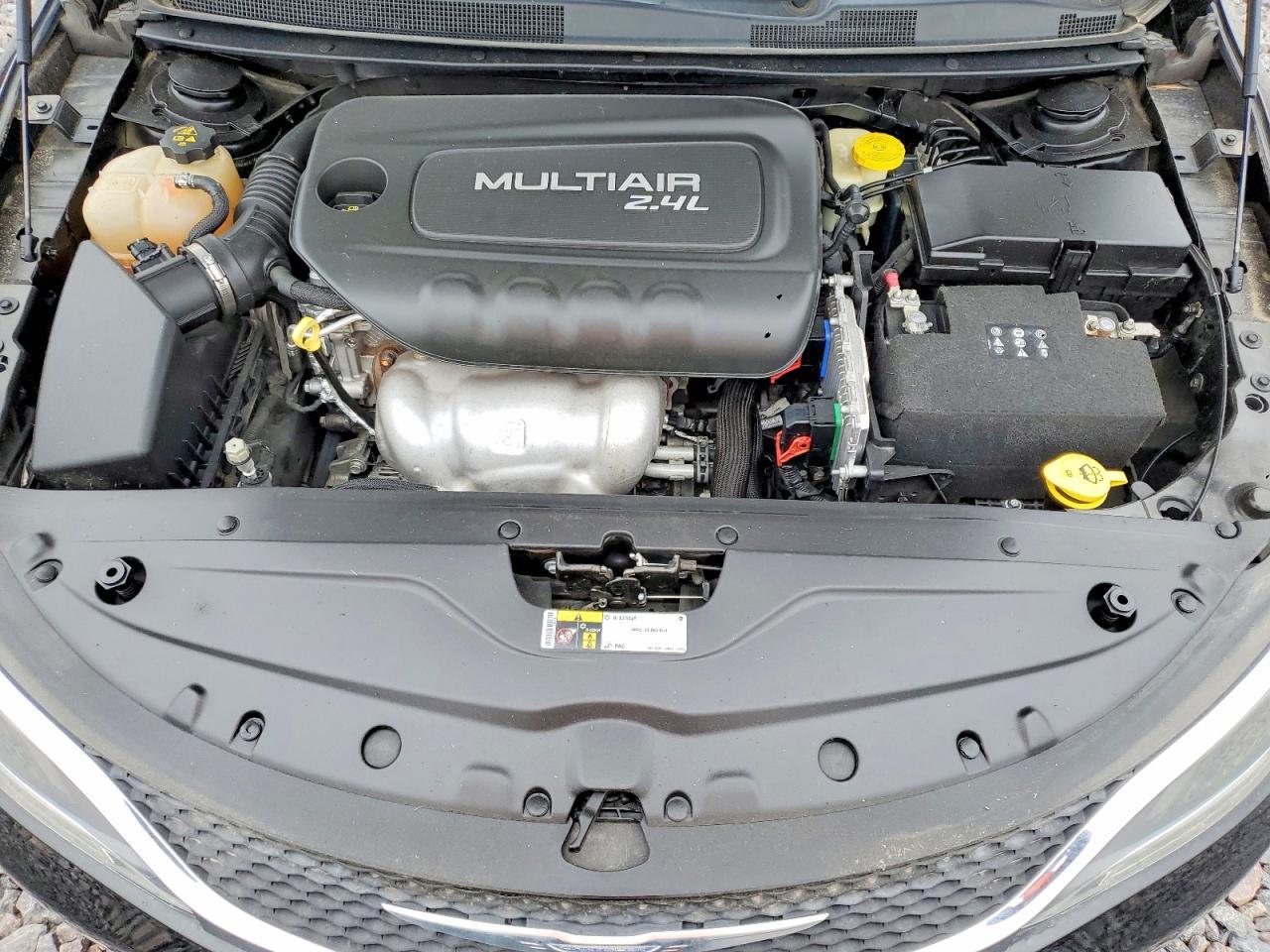 2017 CHRYSLER 200