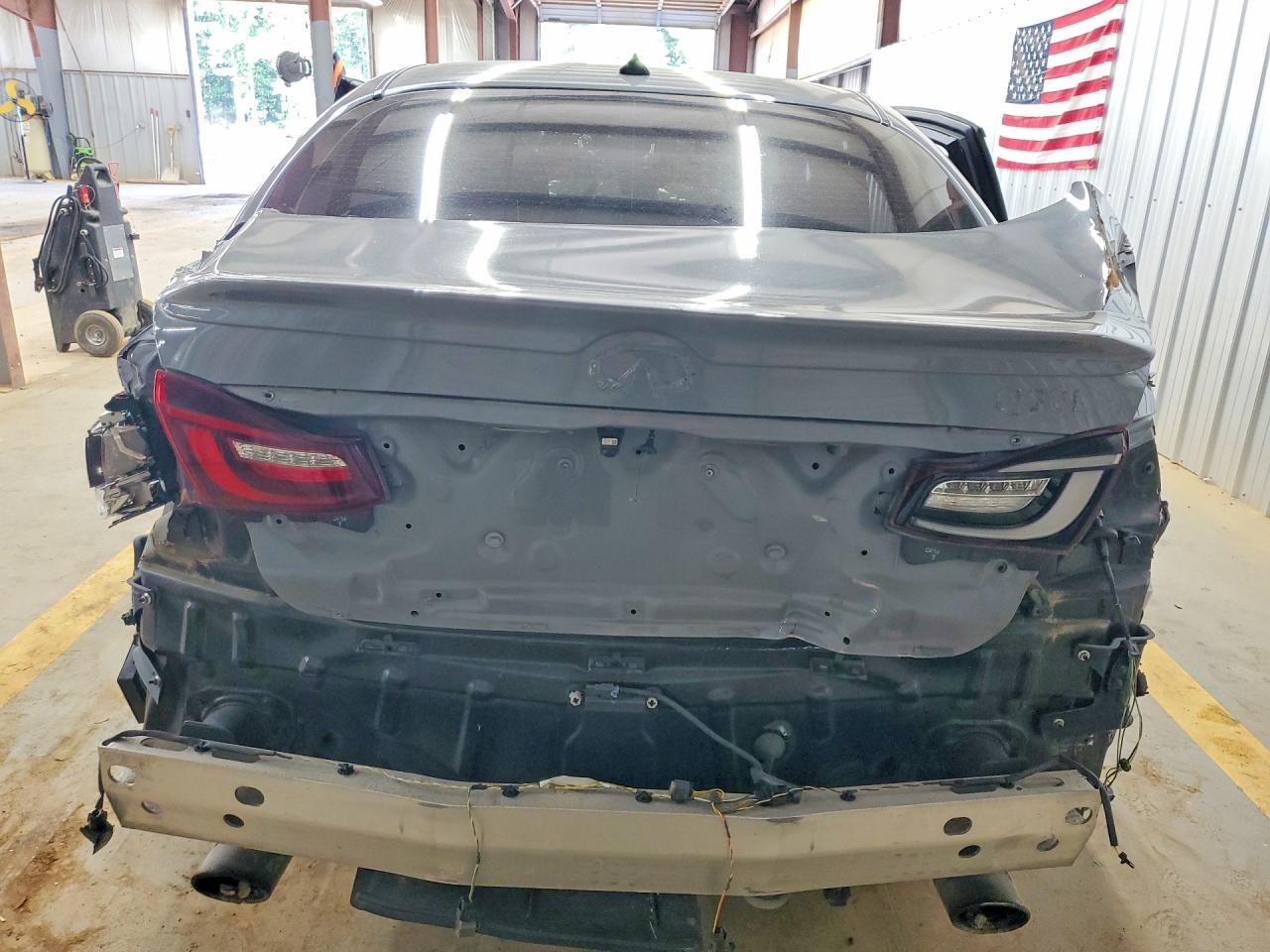 2015 INFINITI Q70