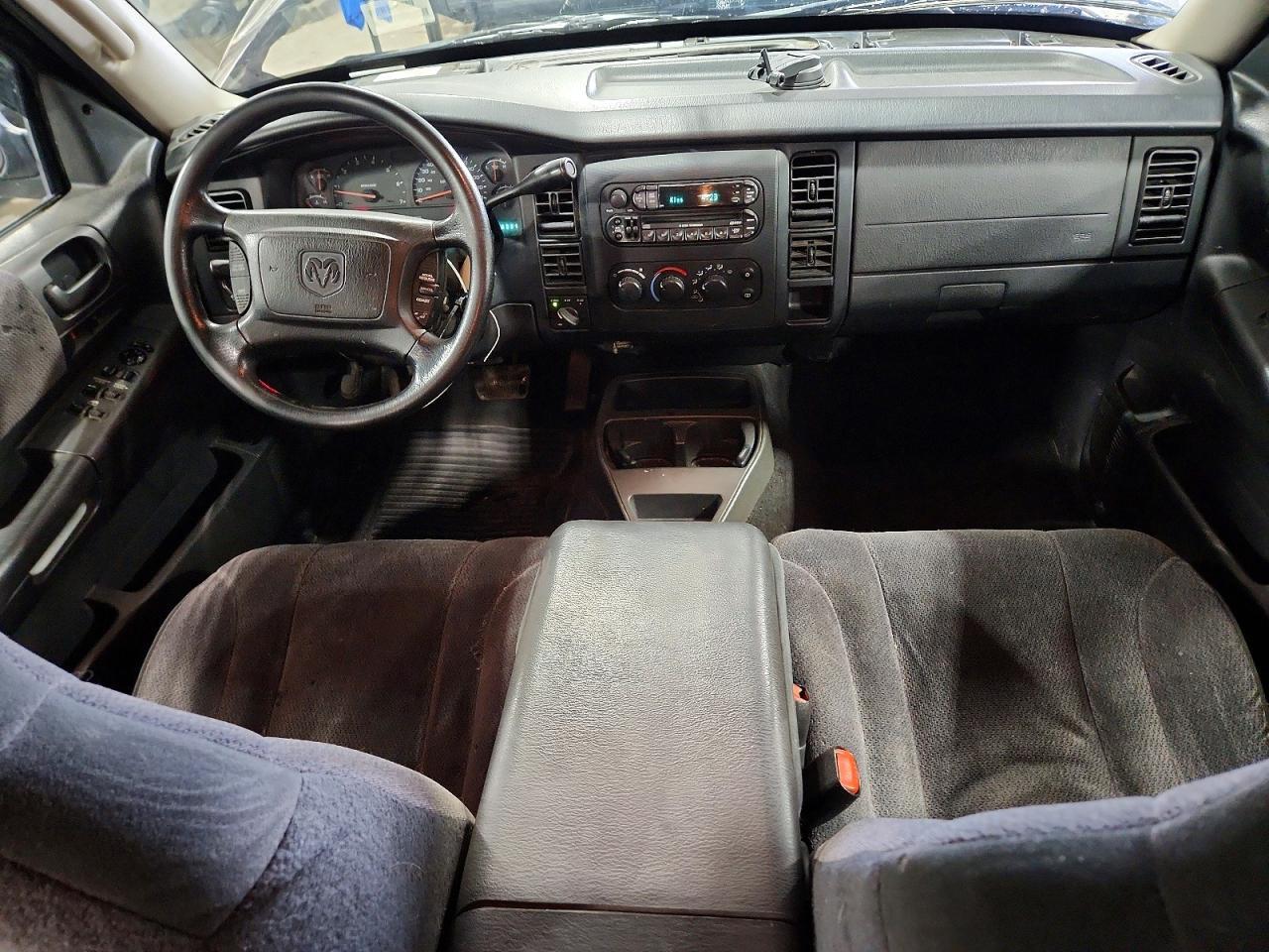 2004 DODGE Dakota