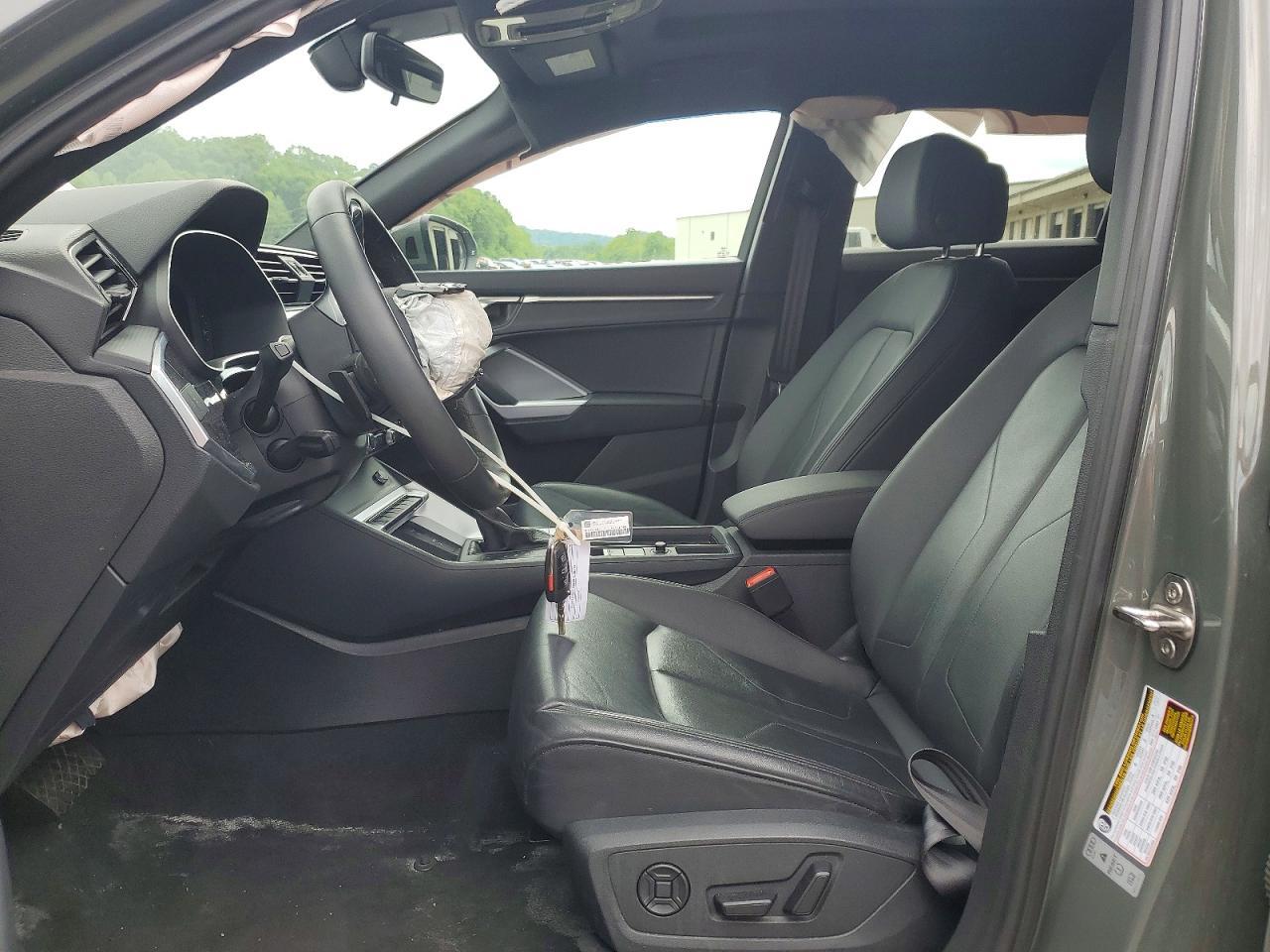 2025 AUDI Q3