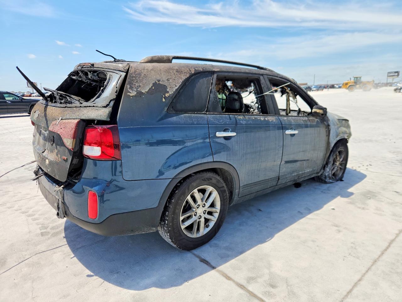 2015 KIA SORENTO