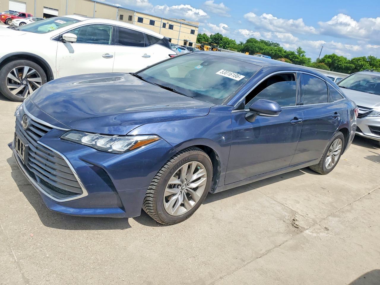 2019 TOYOTA Avalon