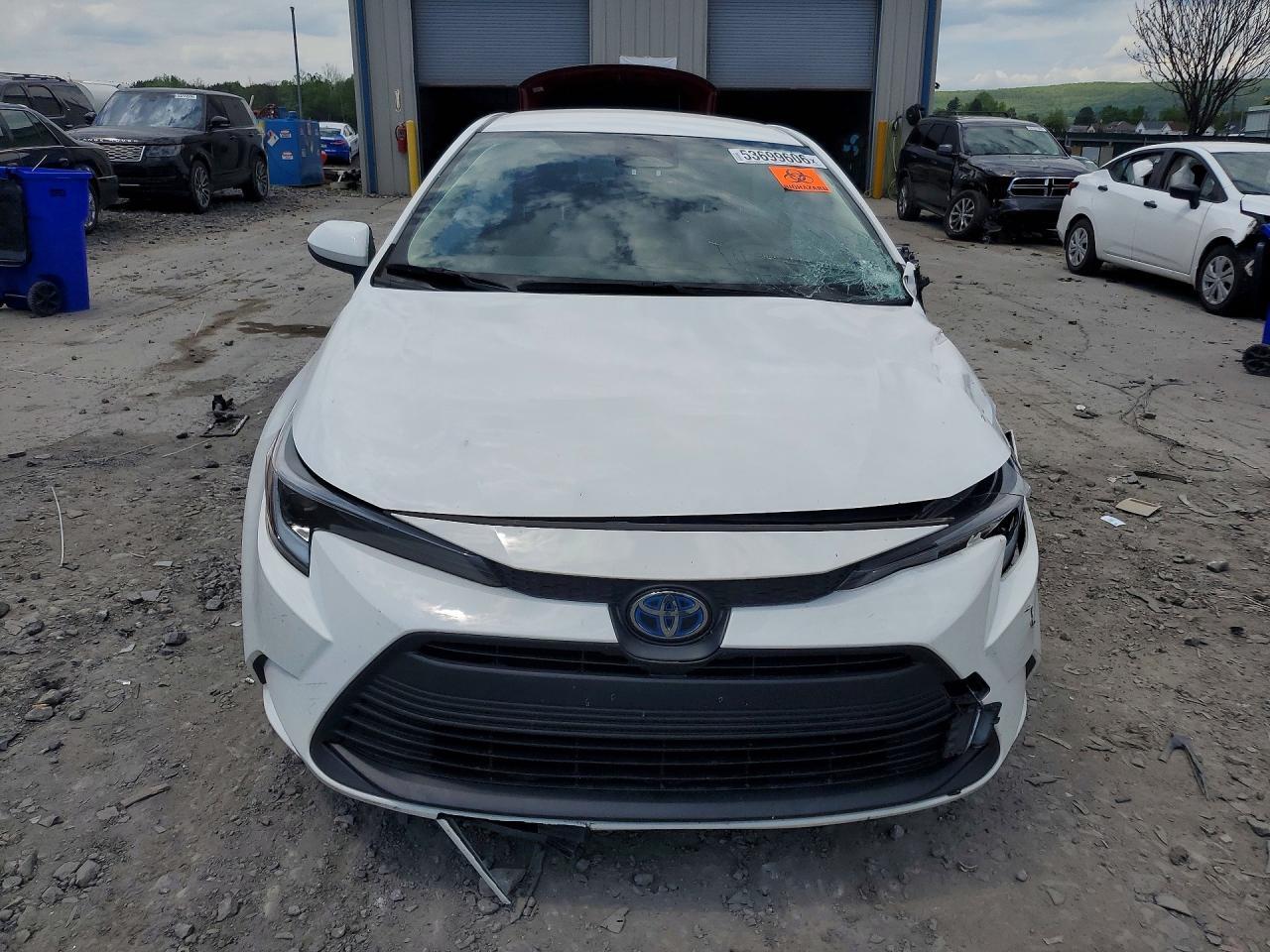 2024 TOYOTA COROLLA