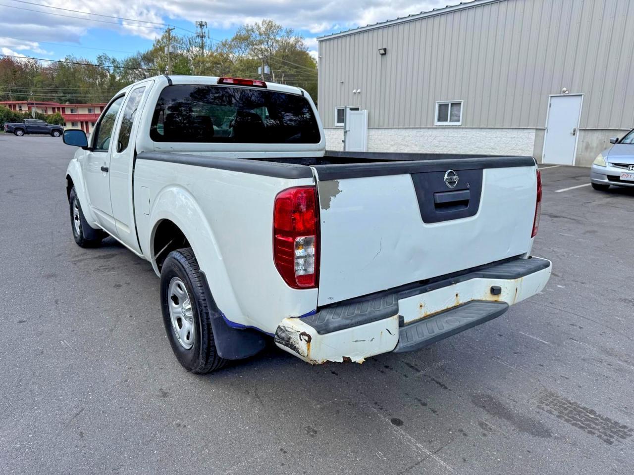 2017 NISSAN Frontier