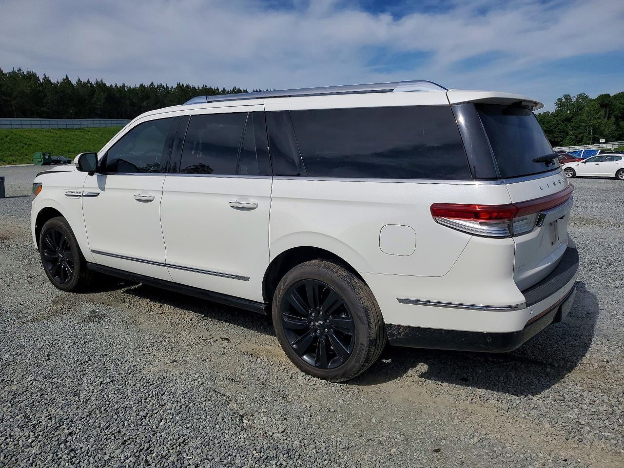 2023 LINCOLN Navigator