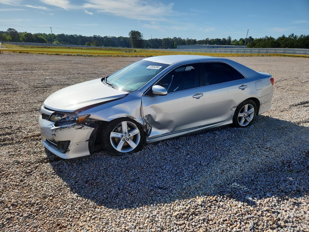 2014 TOYOTA CAMRY