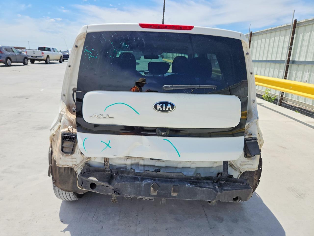 2015 KIA SOUL