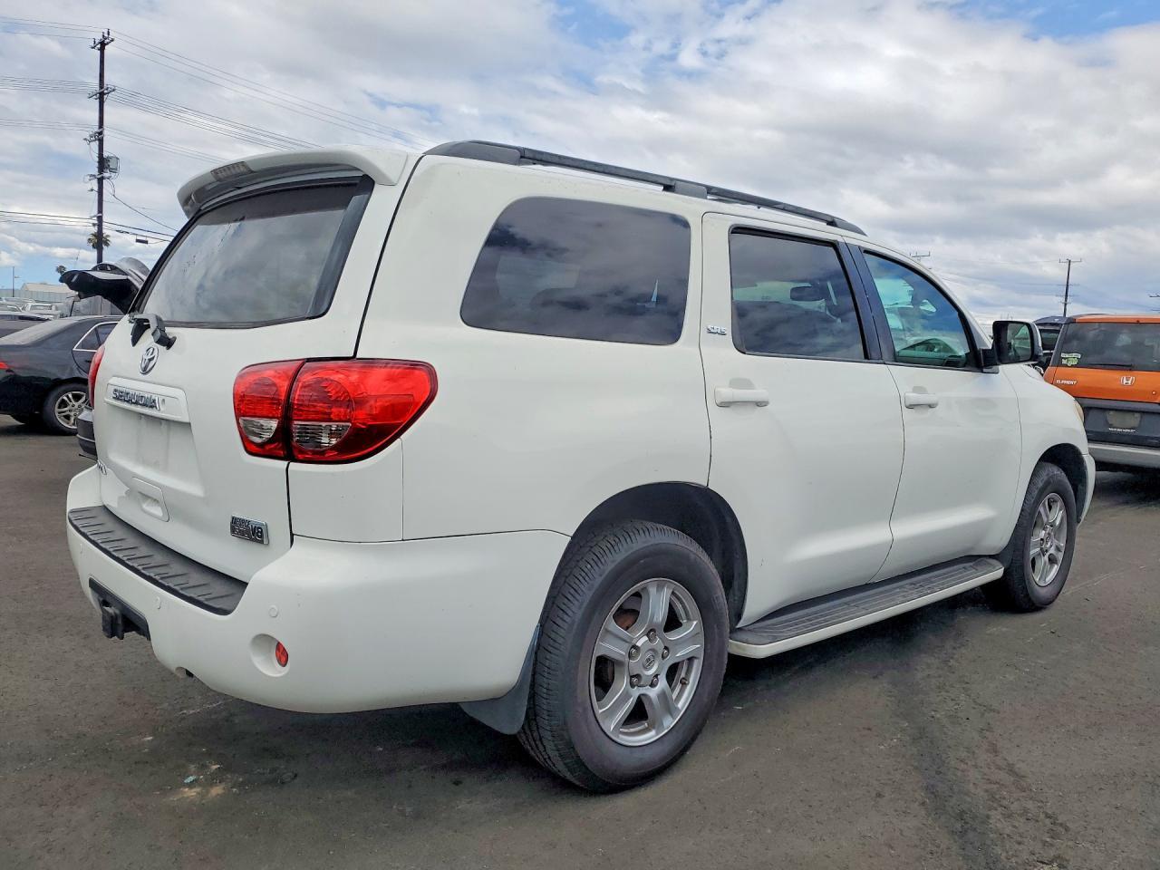 2008 TOYOTA Sequoia