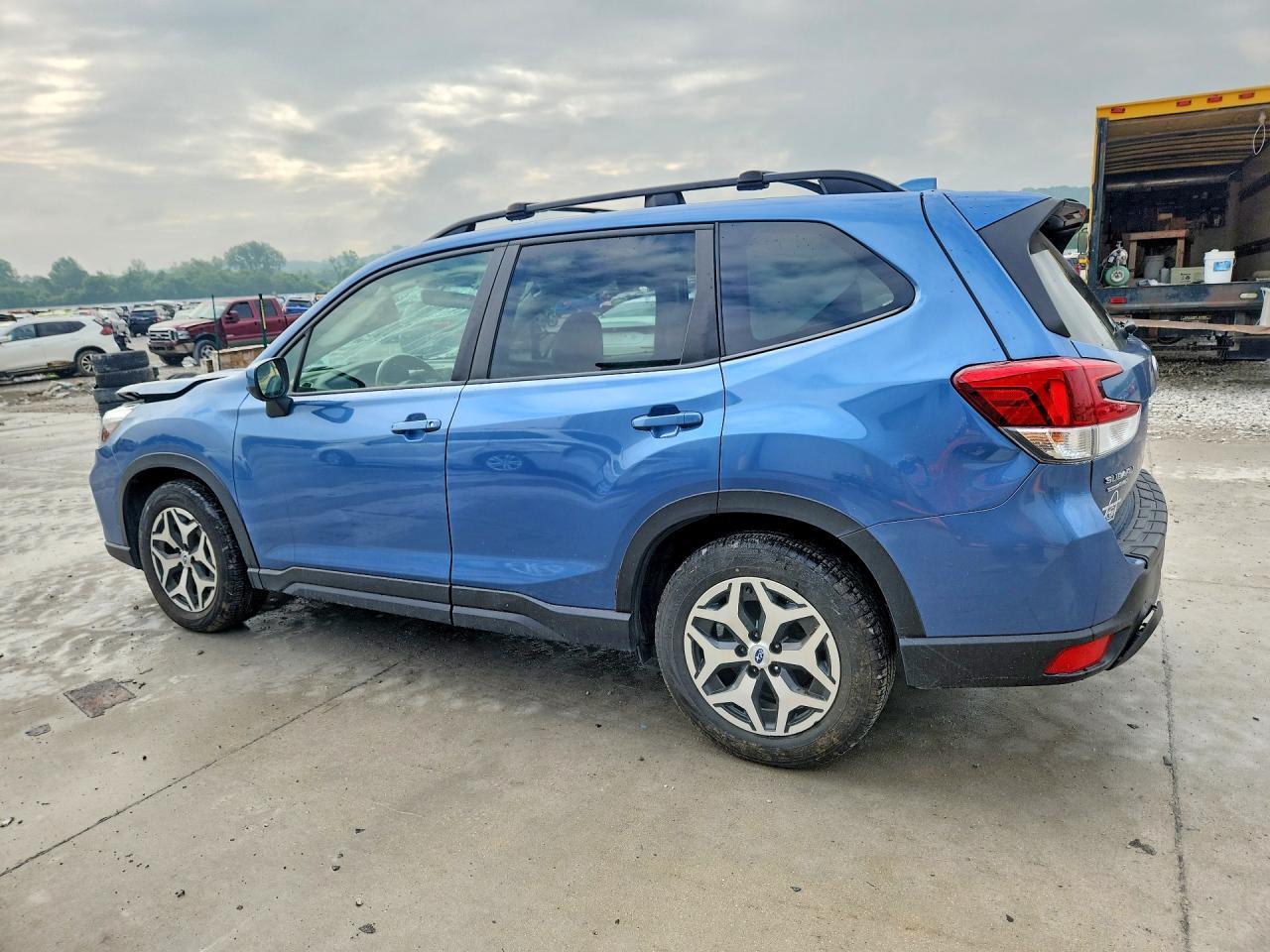 2020 SUBARU FORESTER
