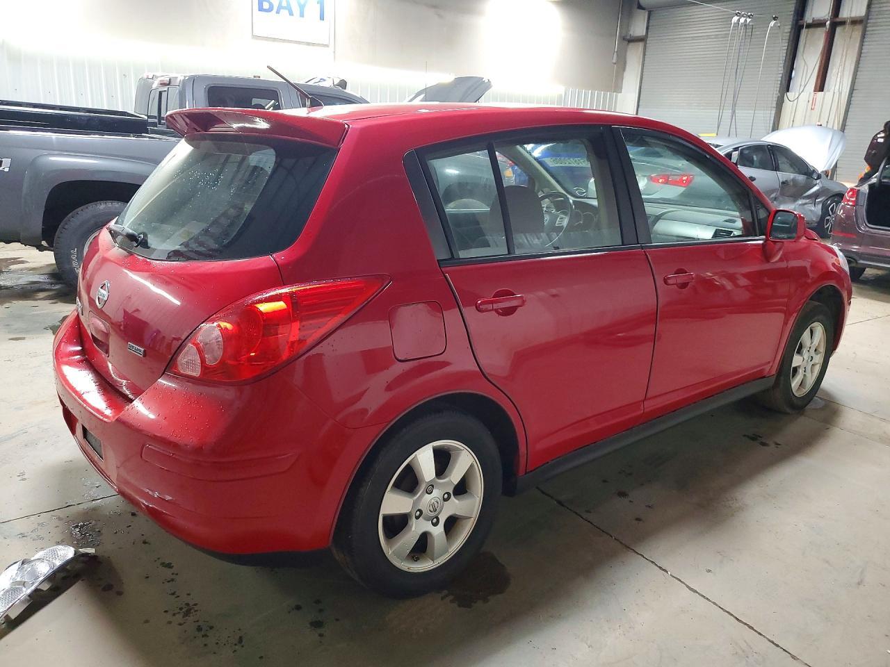 2012 NISSAN VERSA