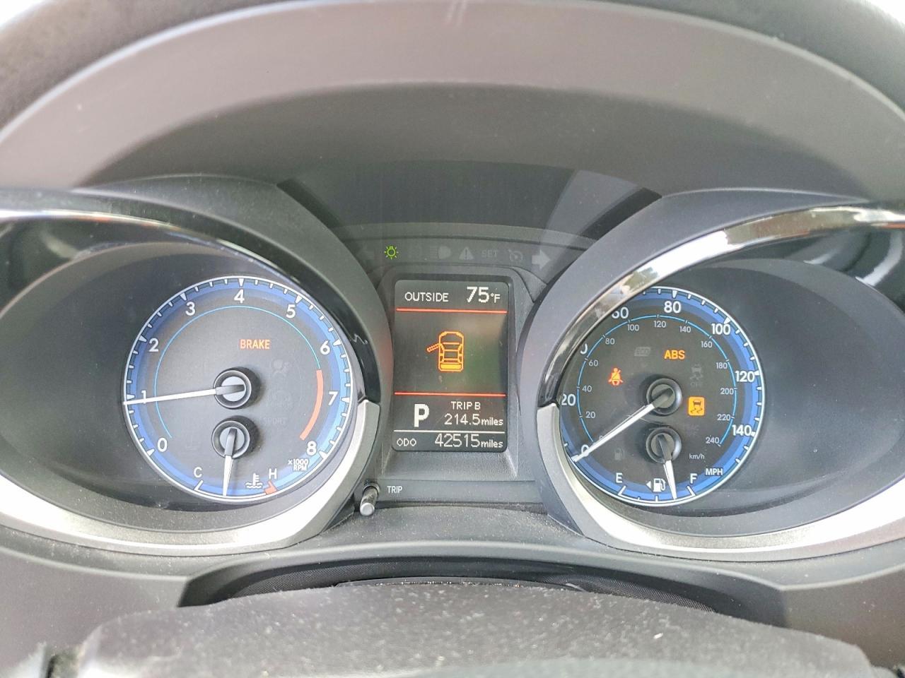 2015 TOYOTA COROLLA