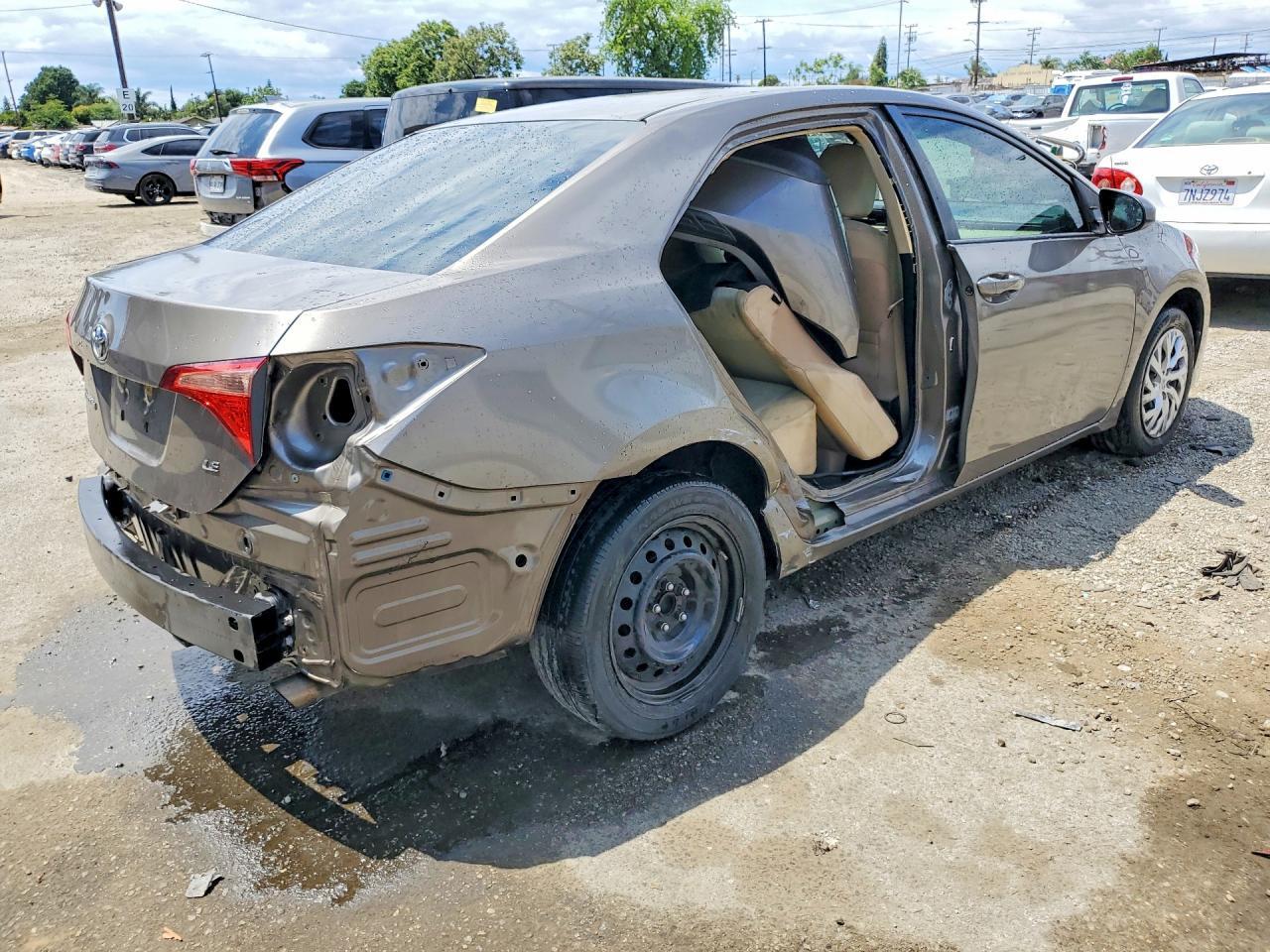 2017 TOYOTA COROLLA