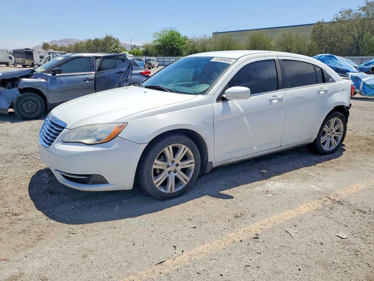 2013 CHRYSLER 200